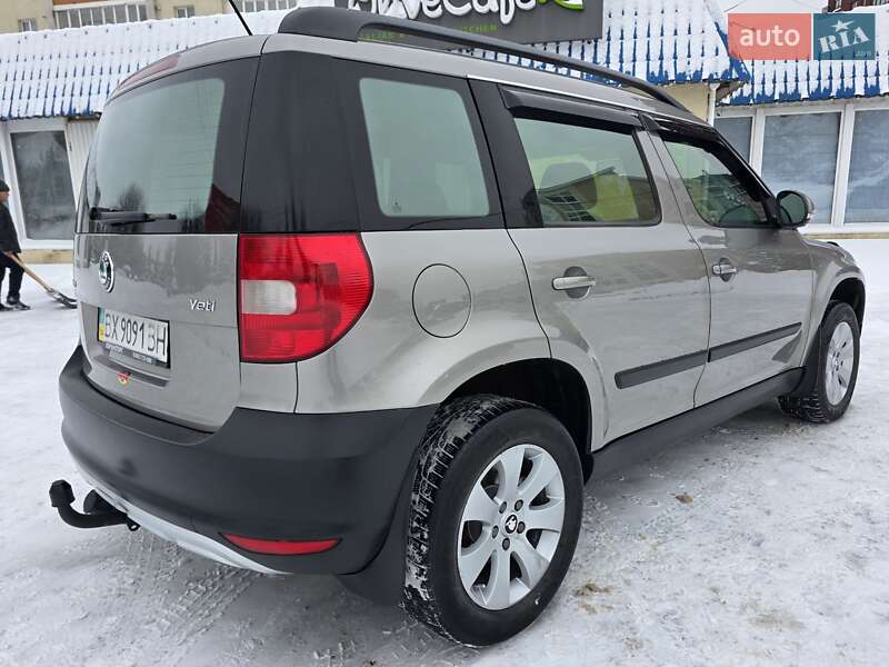 Позашляховик / Кросовер Skoda Yeti 2012 в Хмельницькому