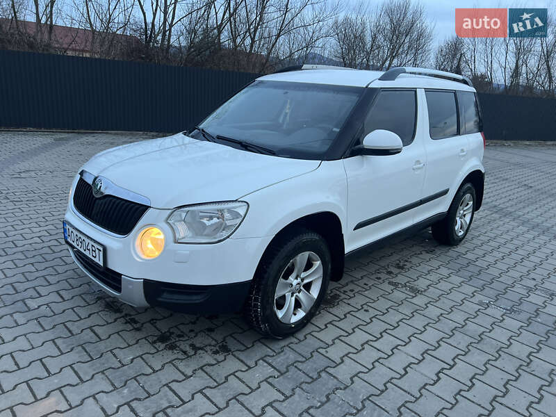 Внедорожник / Кроссовер Skoda Yeti 2013 в Иршаве