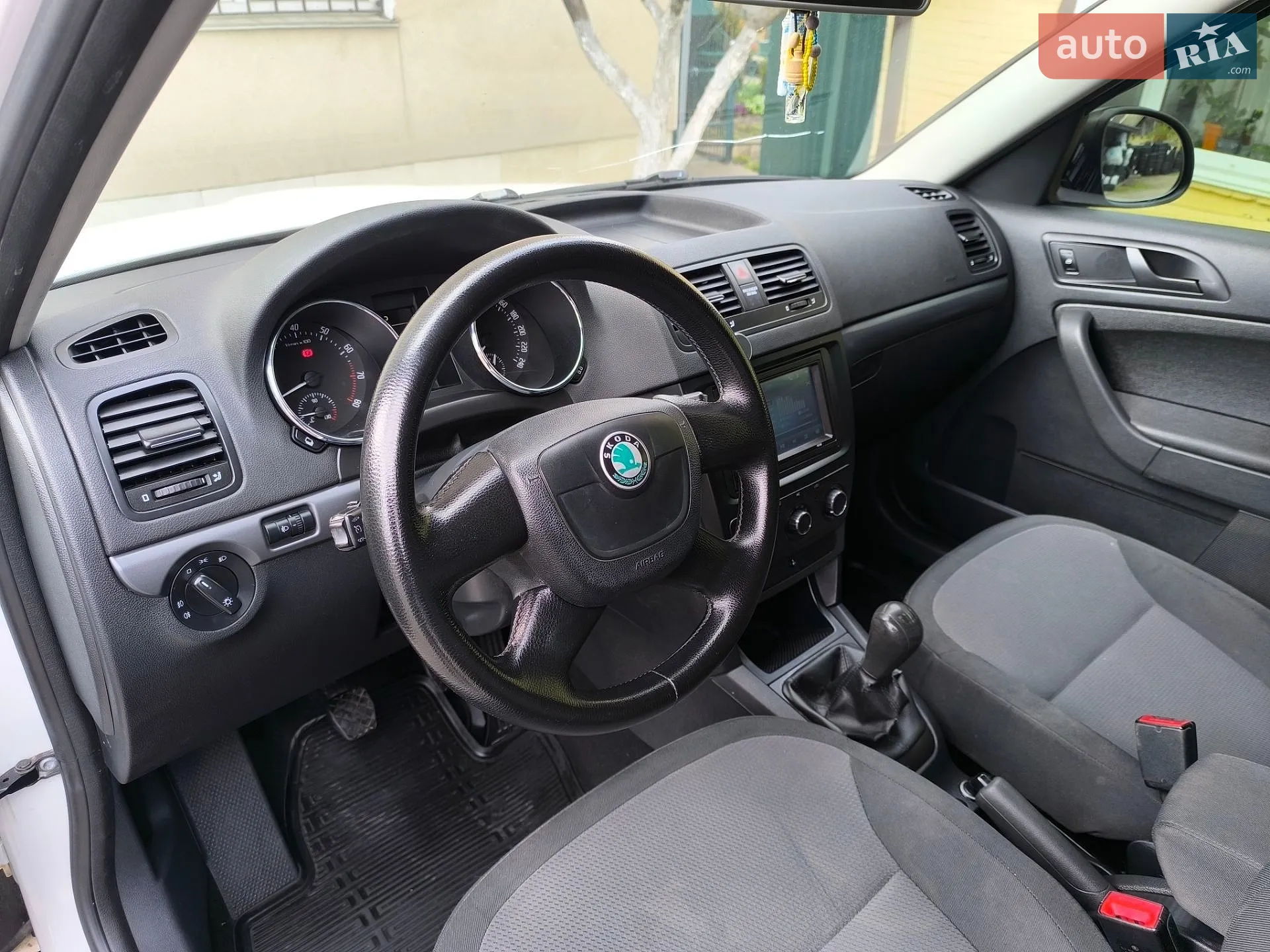 2012 Skoda Yeti - мініатюра 17