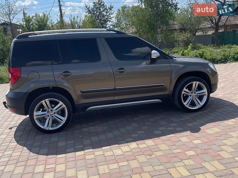 Внедорожник / Кроссовер Skoda Yeti 2012 в Славянске