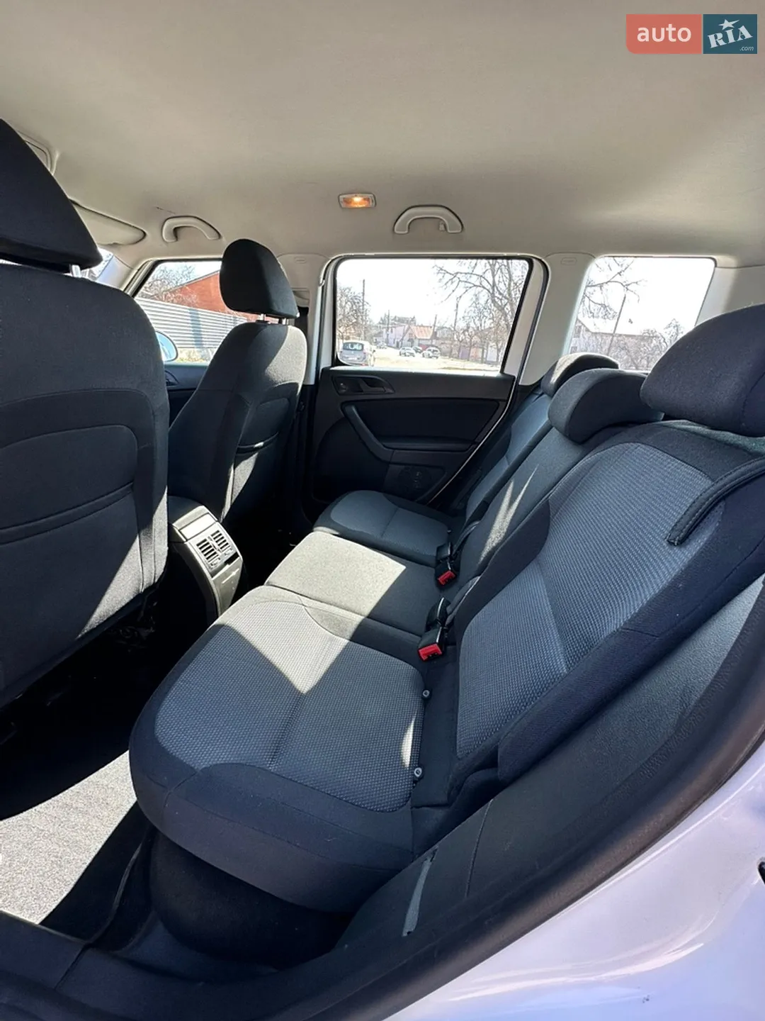 2010 Skoda Yeti - мініатюра 6