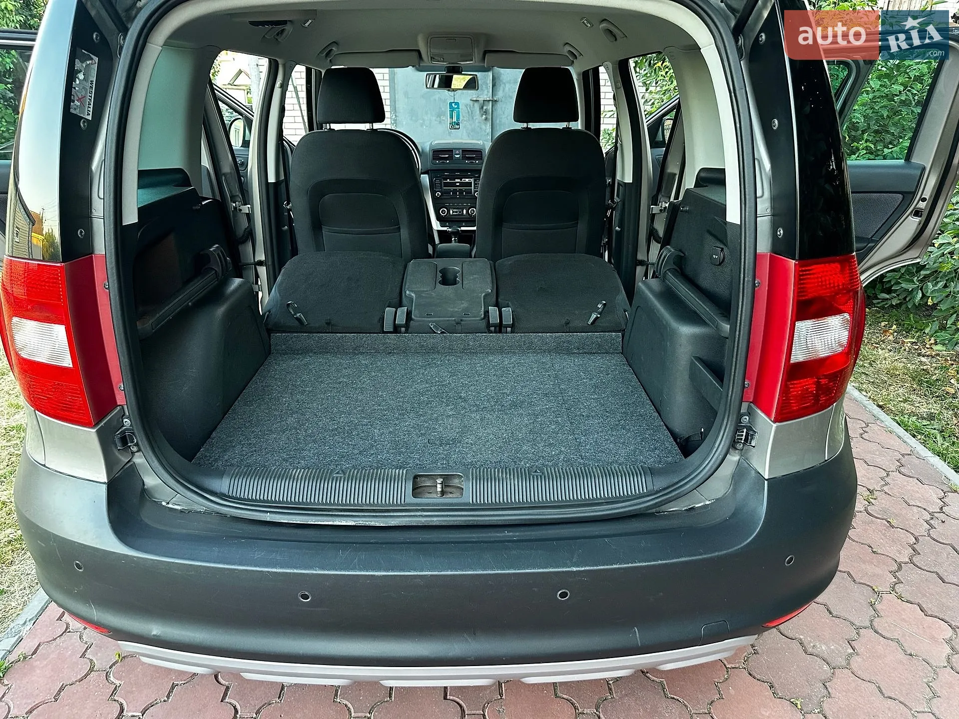 2010 Skoda Yeti - мініатюра 26