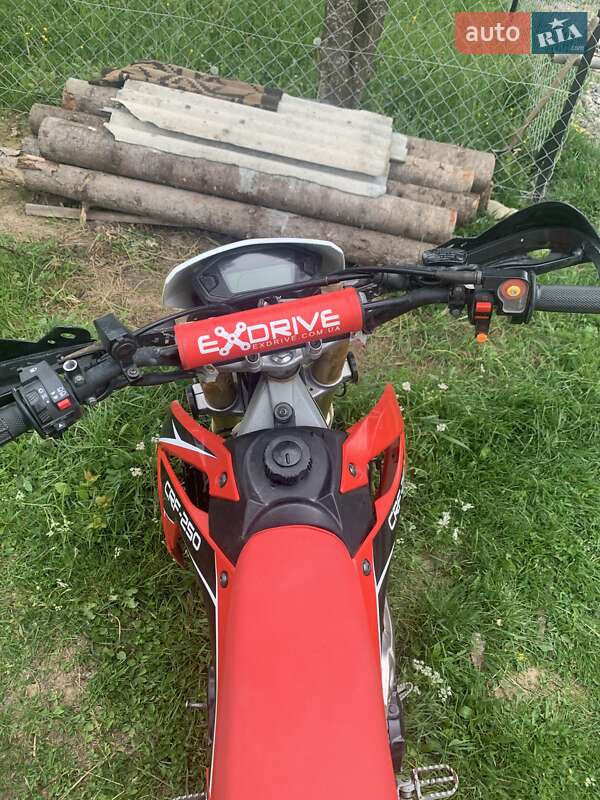 Мотовездеход SkyBike CRF 2022 в Верховине