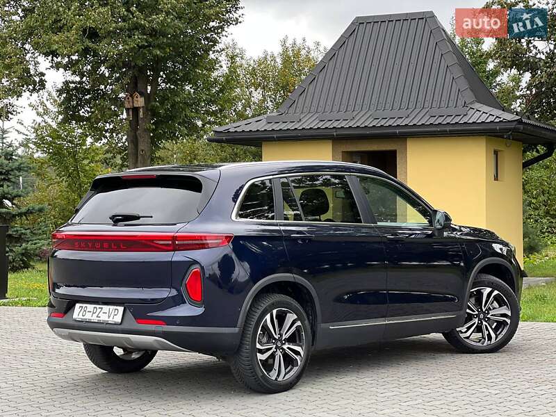 Внедорожник / Кроссовер Skywell ET5 2021 в Коломые