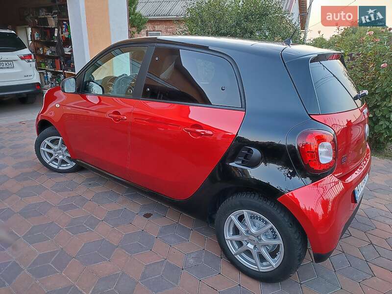 Хетчбек Smart EQ Forfour 2018 в Яготині