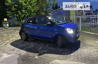Хэтчбек Smart EQ Forfour 2018 в 