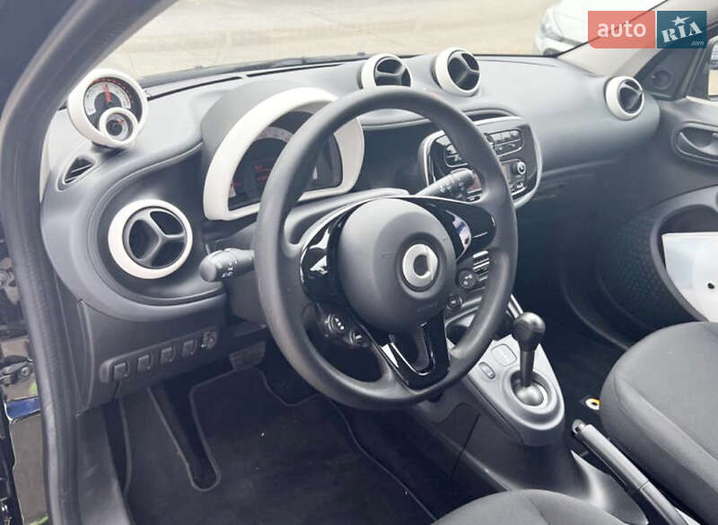 Хэтчбек Smart EQ Forfour 2018 в Львове