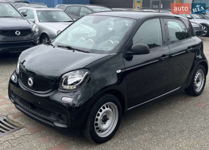 Хэтчбек Smart EQ Forfour 2018 в Львове