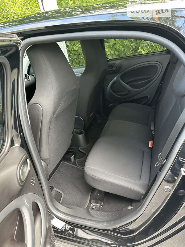 Хетчбек Smart EQ Forfour 2020 в Чернівцях