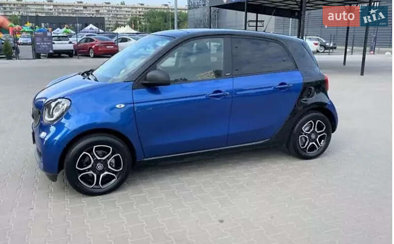 Хэтчбек Smart EQ Forfour 2018 в Киеве