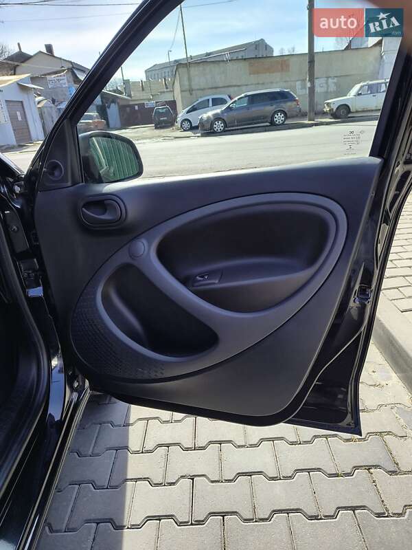 Хетчбек Smart EQ Forfour 2020 в Івано-Франківську фото 18 Хетчбек Smart EQ Forfour 2020 в Івано-Франківську