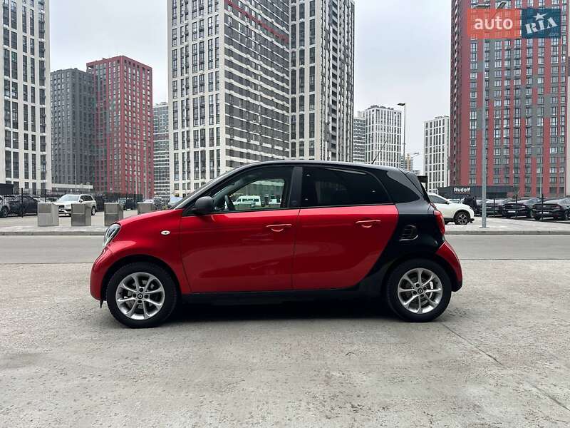 Хэтчбек Smart EQ Forfour 2019 в Киеве