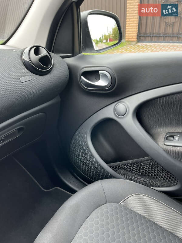 Хэтчбек Smart EQ Forfour 2021 в Борисполе