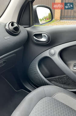 Хэтчбек Smart EQ Forfour 2021 в 