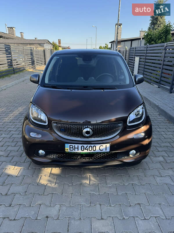 Хетчбек Smart EQ Forfour 2018 в 