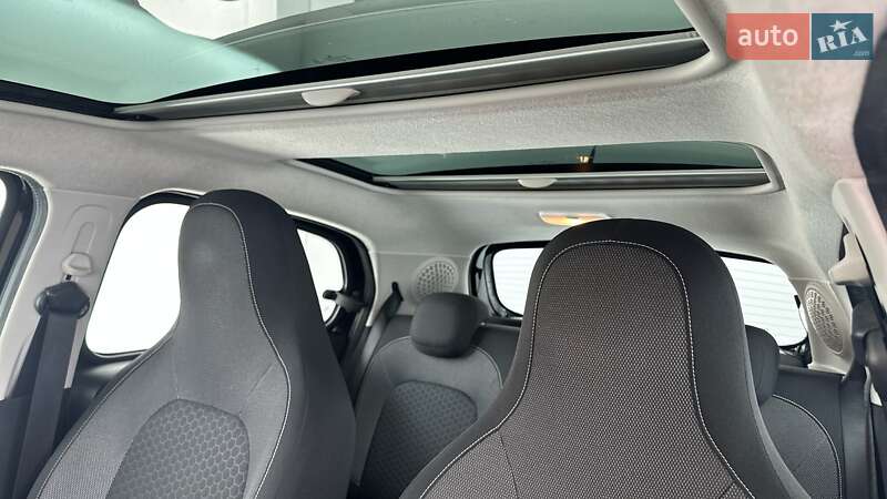 Хэтчбек Smart EQ Forfour 2021 в Киеве