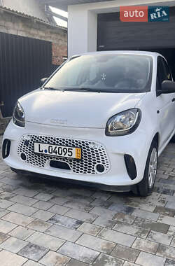 Хэтчбек Smart EQ Forfour 2021 в 