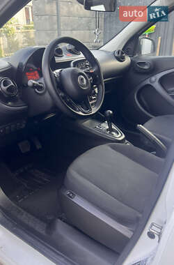 Хэтчбек Smart EQ Forfour 2021 в 