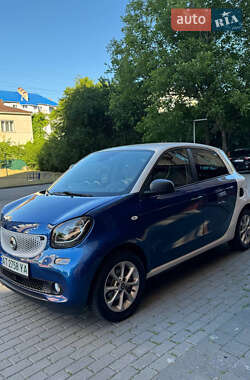 Хэтчбек Smart EQ Forfour 2018 в 