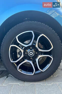 Хэтчбек Smart EQ Forfour 2021 в 