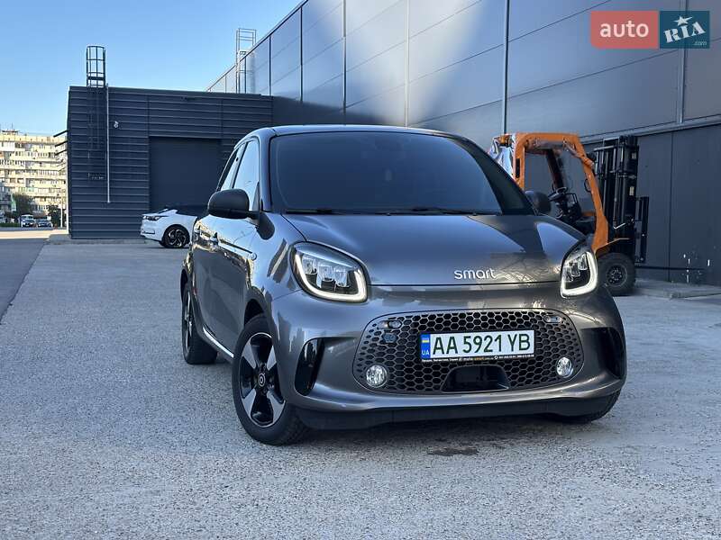 Хэтчбек Smart EQ Forfour 2020 в Киеве