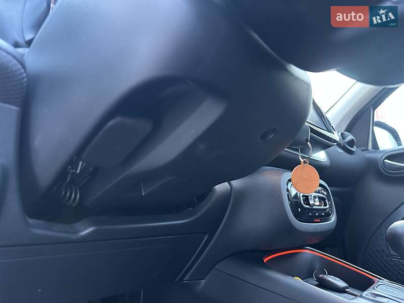 Хэтчбек Smart EQ Forfour 2020 в Киеве