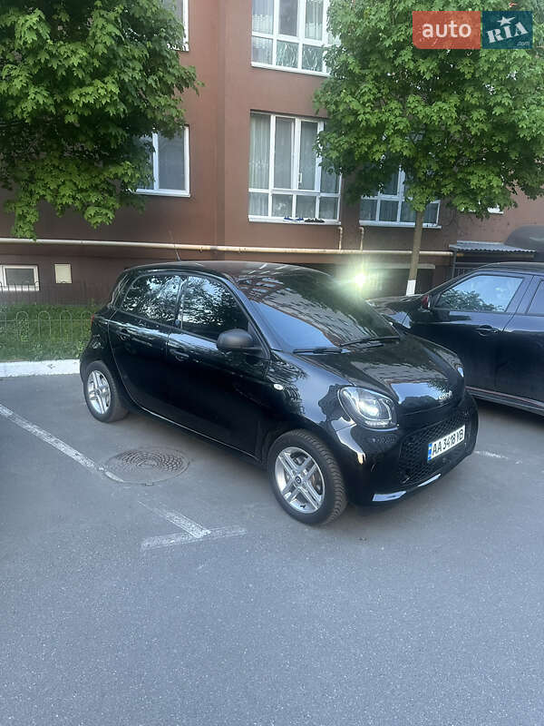 Хэтчбек Smart EQ Forfour 2021 в Киеве
