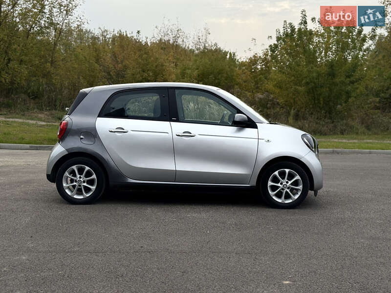 Хэтчбек Smart EQ Forfour 2019 в Ровно