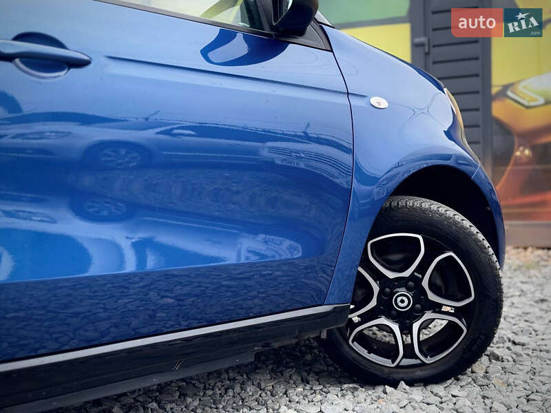 Хэтчбек Smart EQ Forfour 2017 в Стрые