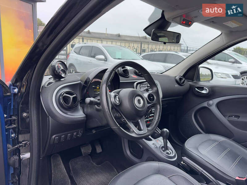 Хэтчбек Smart EQ Forfour 2017 в Стрые