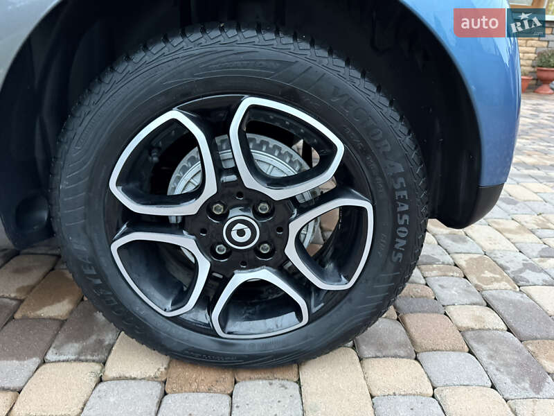 Хетчбек Smart EQ Forfour 2021 в Чернівцях