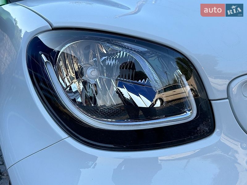 Хэтчбек Smart EQ Forfour 2017 в Ровно
