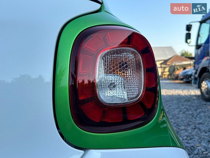 Хэтчбек Smart EQ Forfour 2017 в Ровно