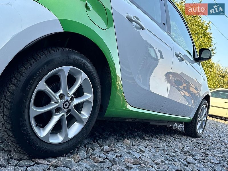 Хэтчбек Smart EQ Forfour 2017 в Ровно