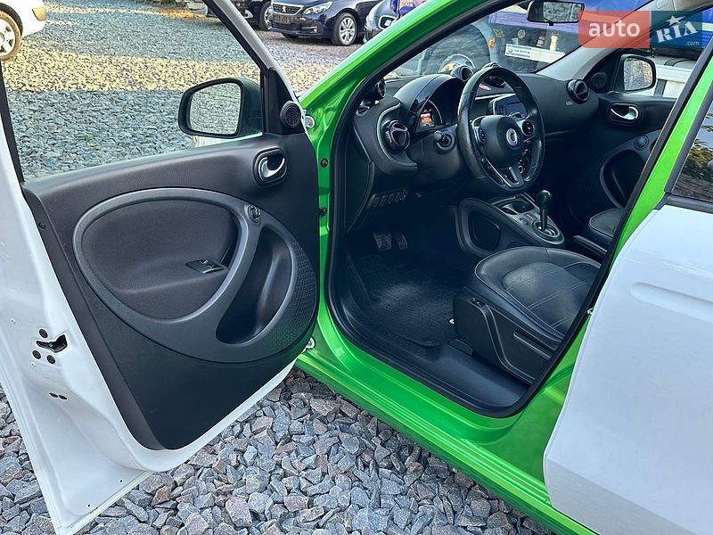 Хэтчбек Smart EQ Forfour 2017 в Ровно