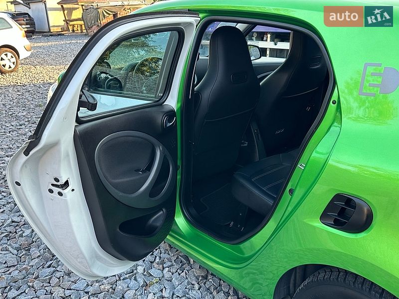 Хэтчбек Smart EQ Forfour 2017 в Ровно
