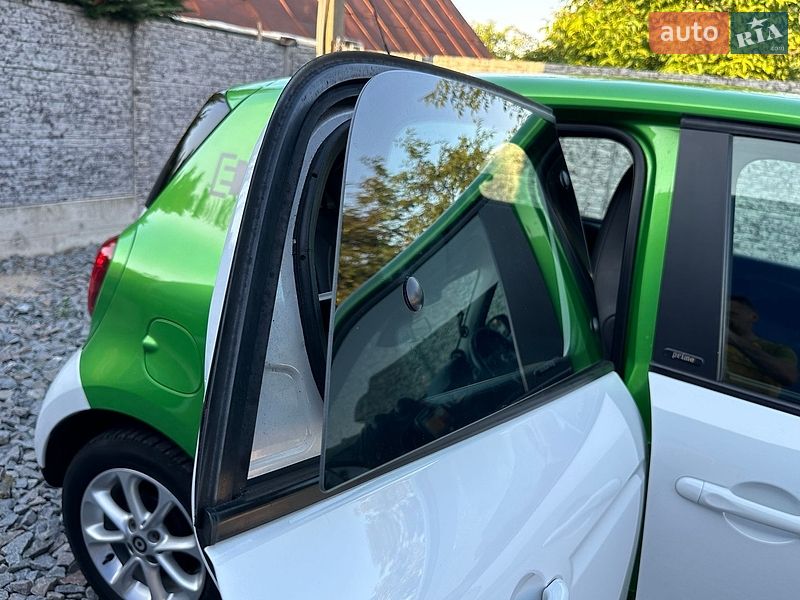 Хэтчбек Smart EQ Forfour 2017 в Ровно