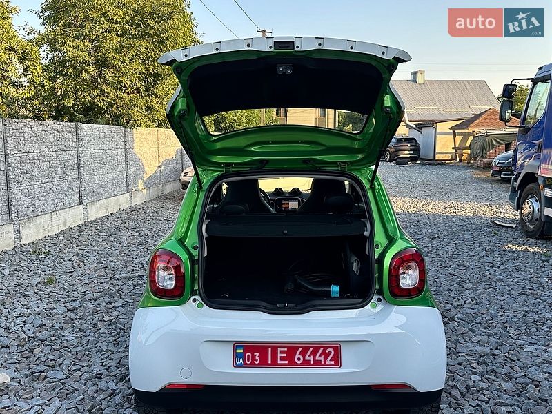 Хэтчбек Smart EQ Forfour 2017 в Ровно