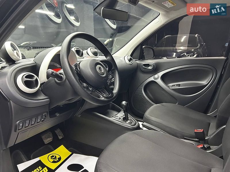 Хэтчбек Smart EQ Forfour 2020 в Черновцах