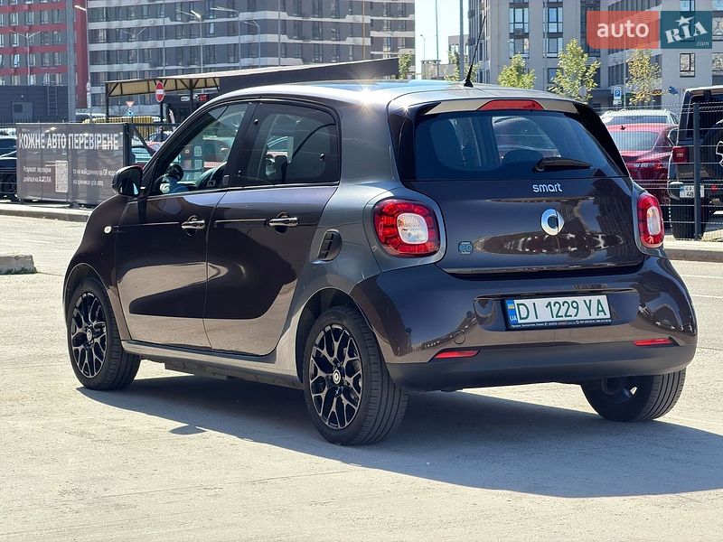 Хэтчбек Smart EQ Forfour 2019 в Киеве