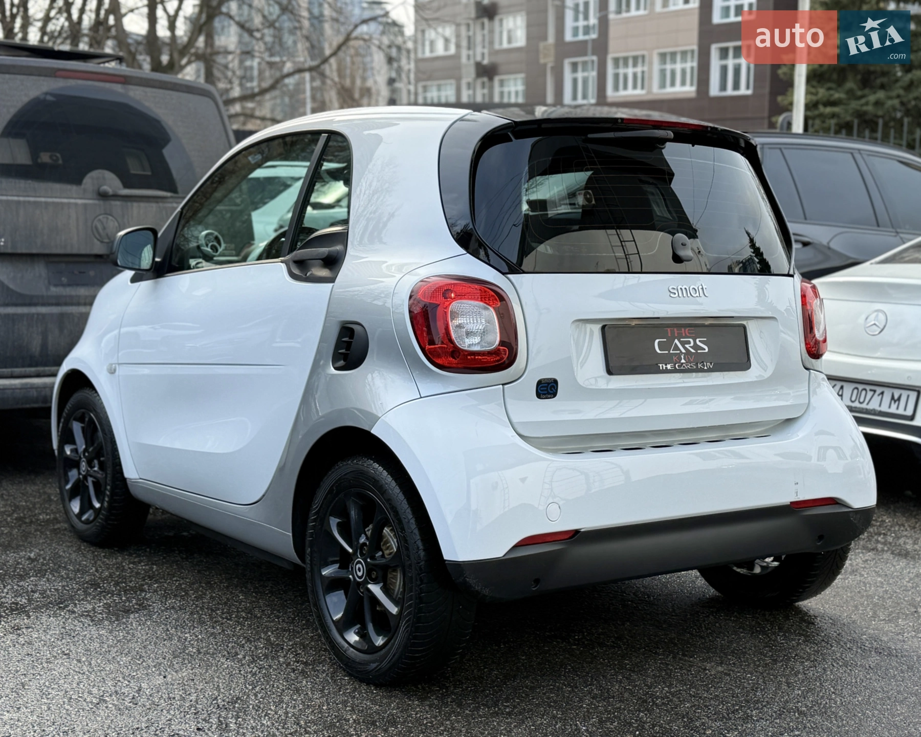 2018 Smart Fortwo - мініатюра 12
