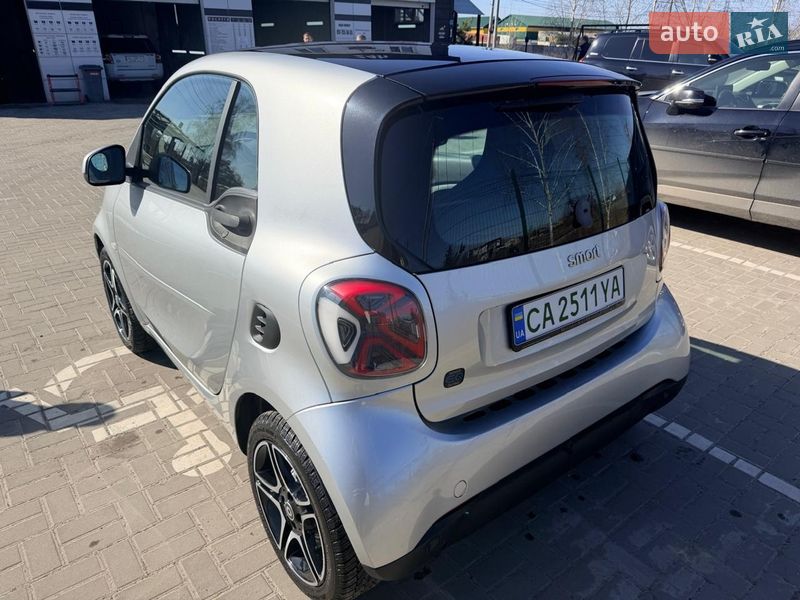 Хэтчбек Smart EQ Fortwo 2020 в Киеве