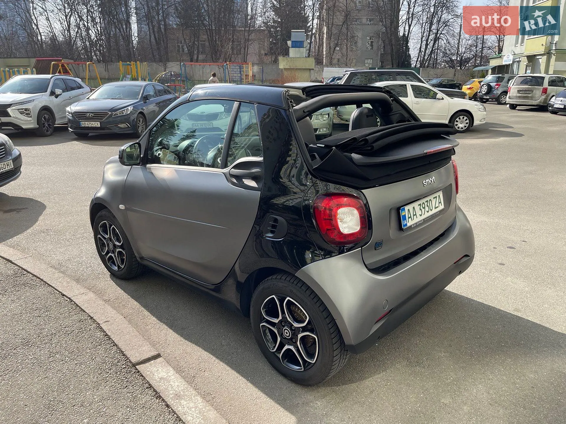2018 Smart Fortwo - мініатюра 10
