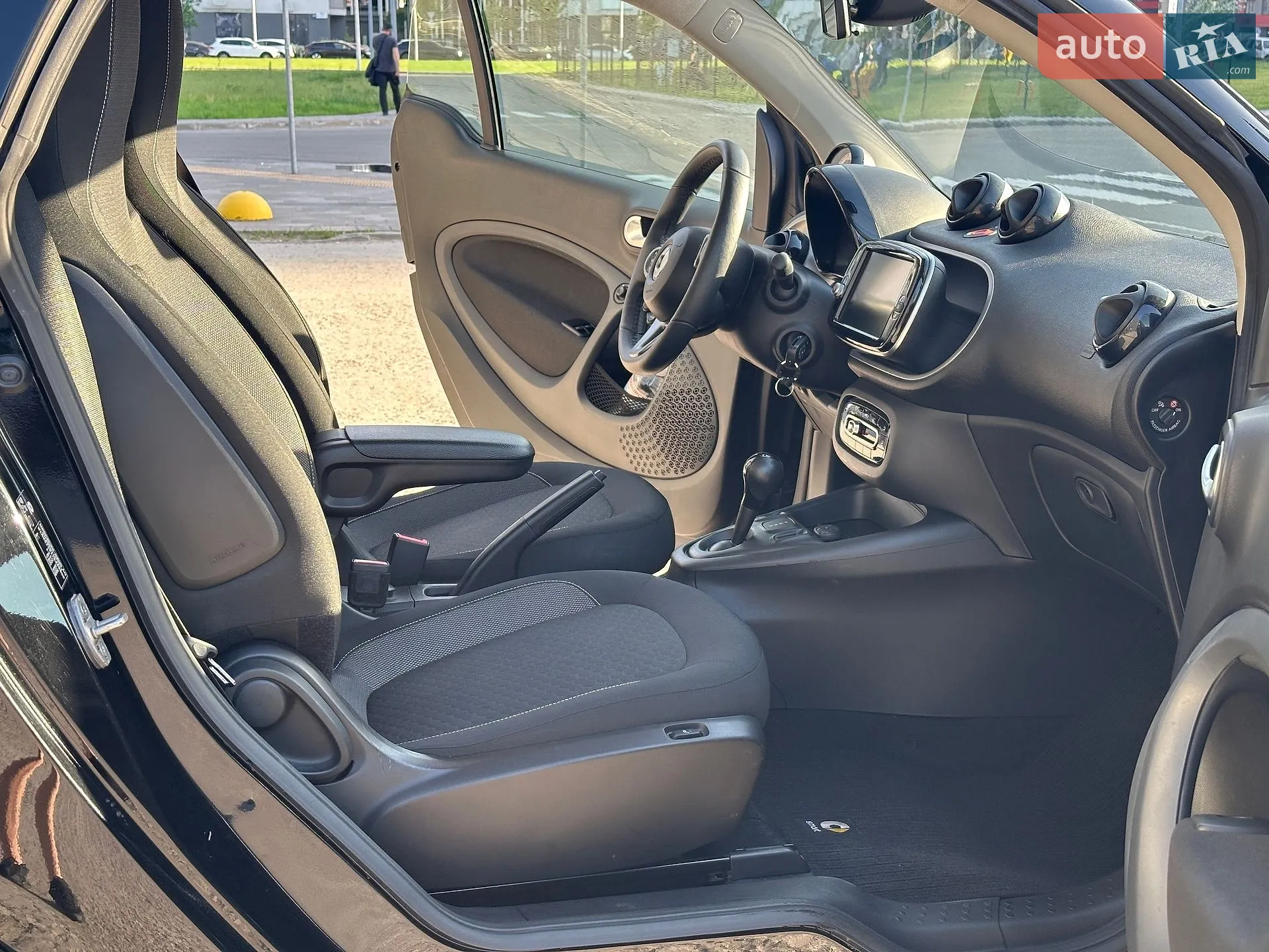 2021 Smart Fortwo - мініатюра 16