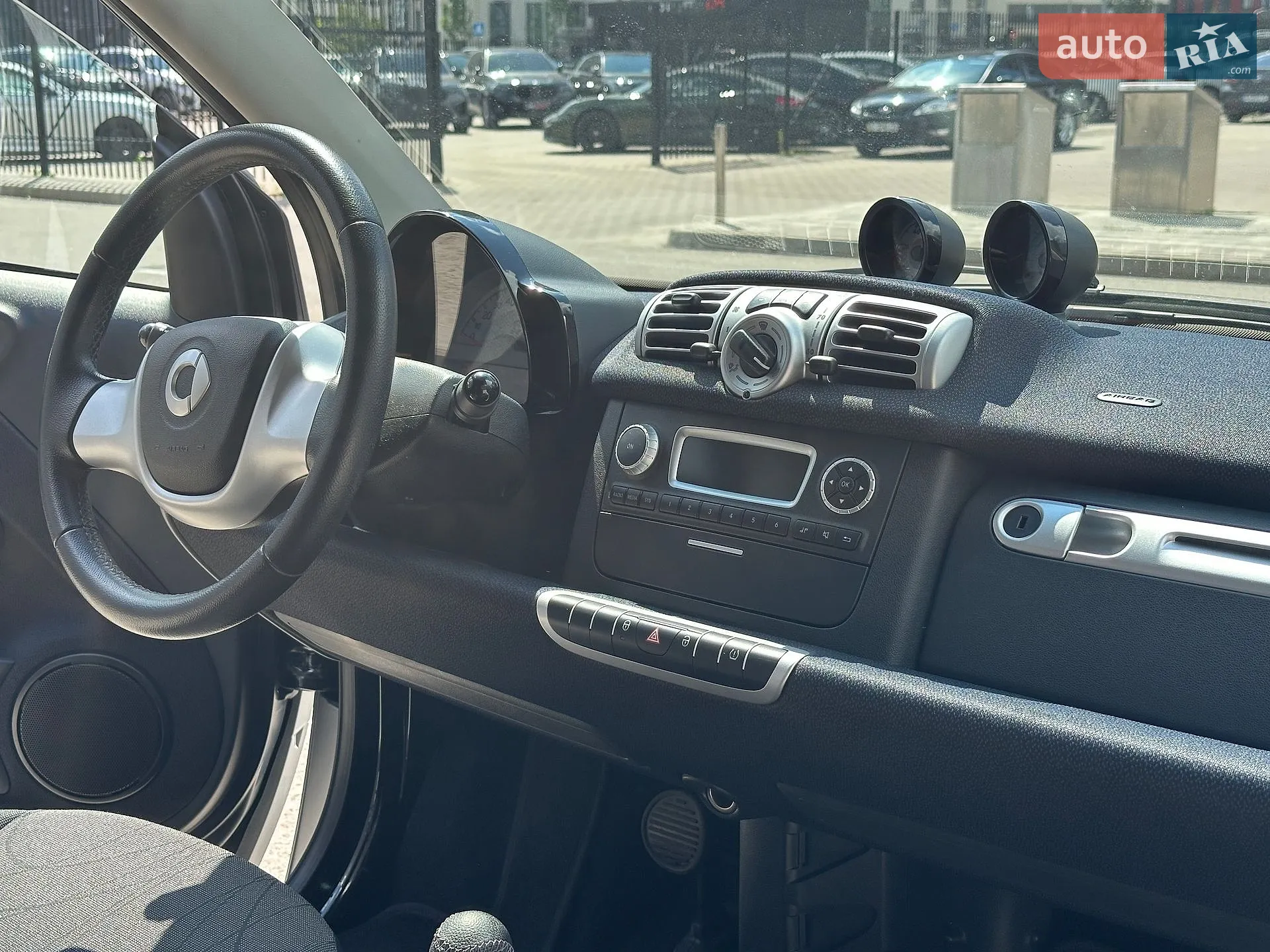 2015 Smart Fortwo - мініатюра 19