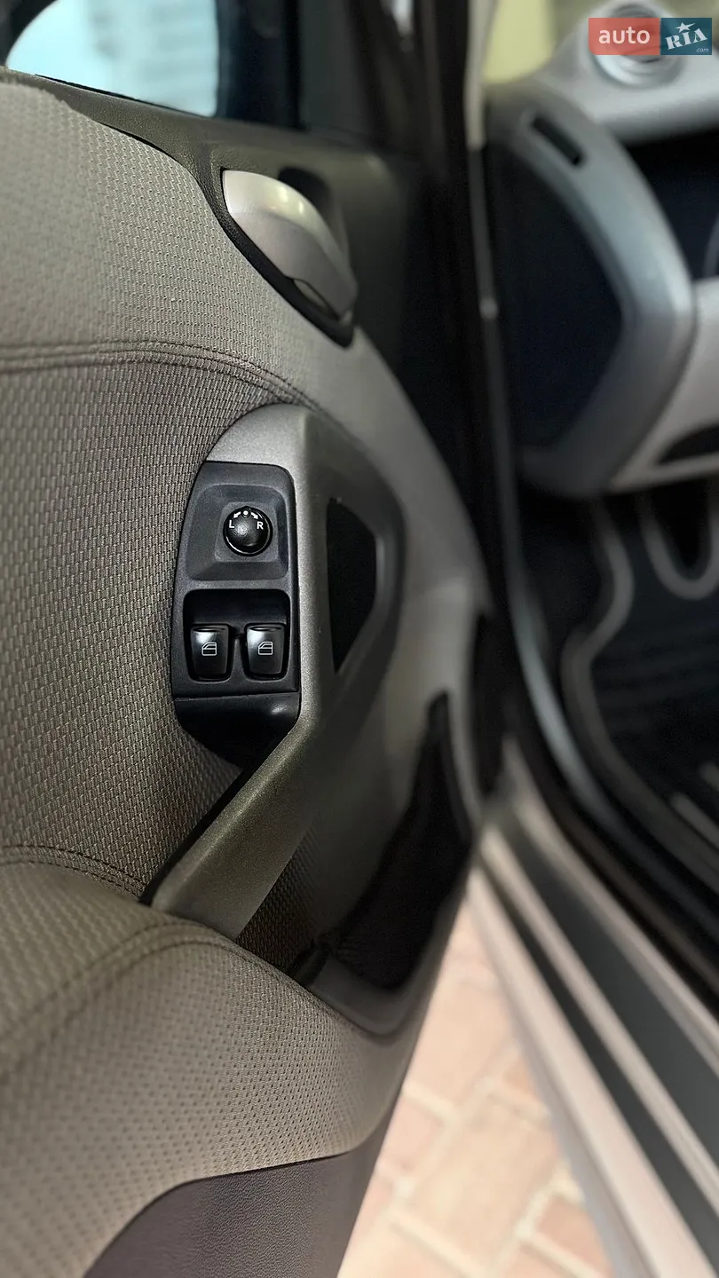 2014 Smart Fortwo - мініатюра 11