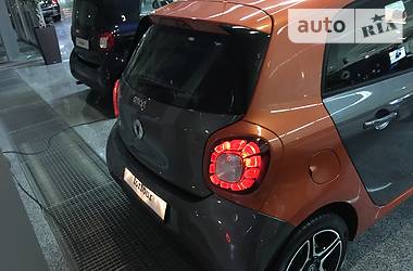 Хэтчбек Smart Forfour 2016 в Киеве