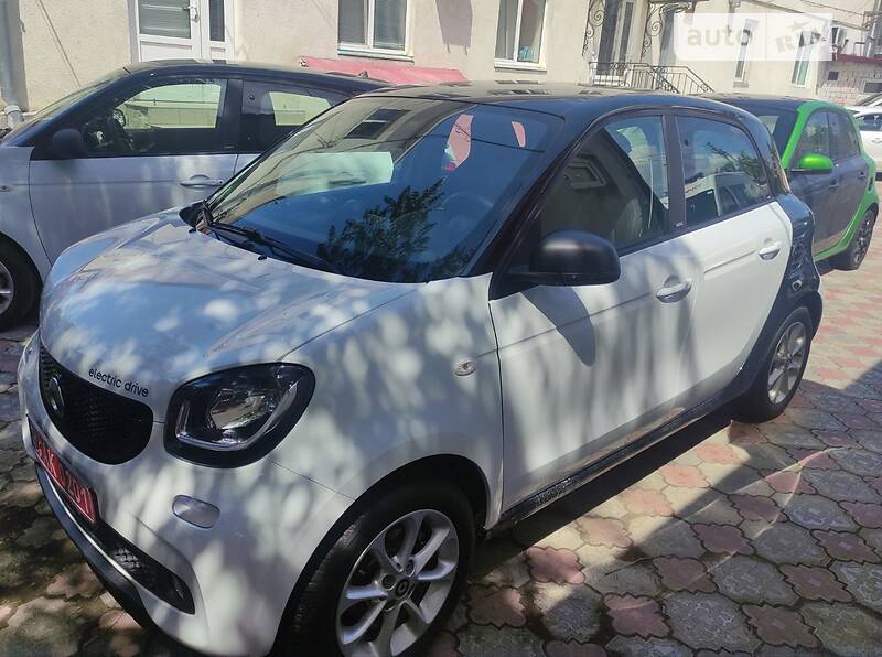 Хетчбек Smart Forfour 2018 в 