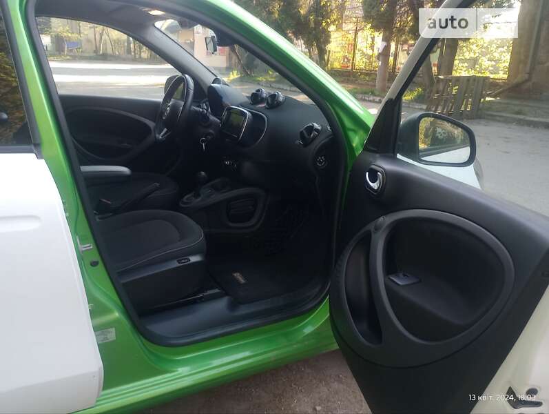 Хэтчбек Smart Forfour 2017 в Львове