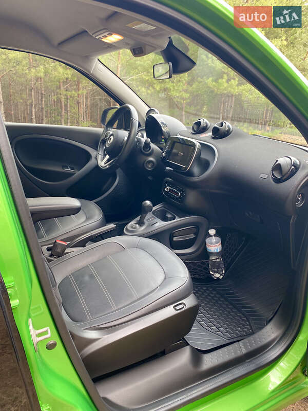 Хэтчбек Smart Forfour 2018 в Киеве